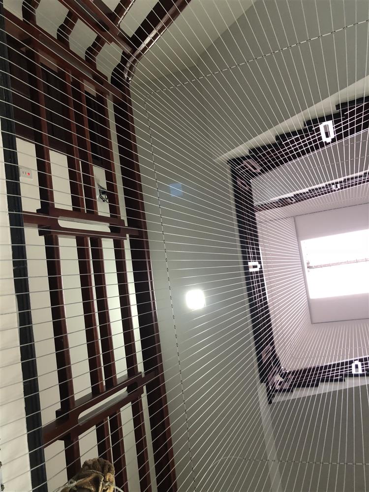 lap-luoi-an-toan-tai-chung-cu-ha-long-4